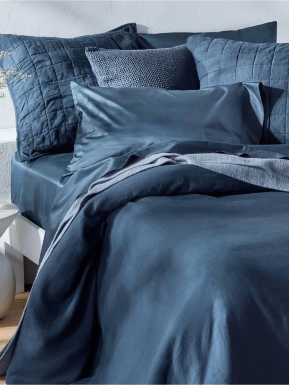 California King 600 Thread Count Sateen Sheet Set in Dark Mineral Blue